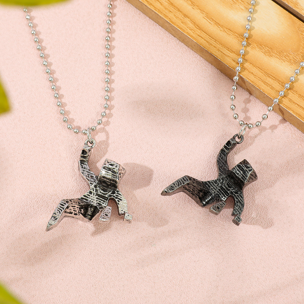 3D Xenon Rock Little Man Proje - Men Accessories Necklace ulasan dan harga