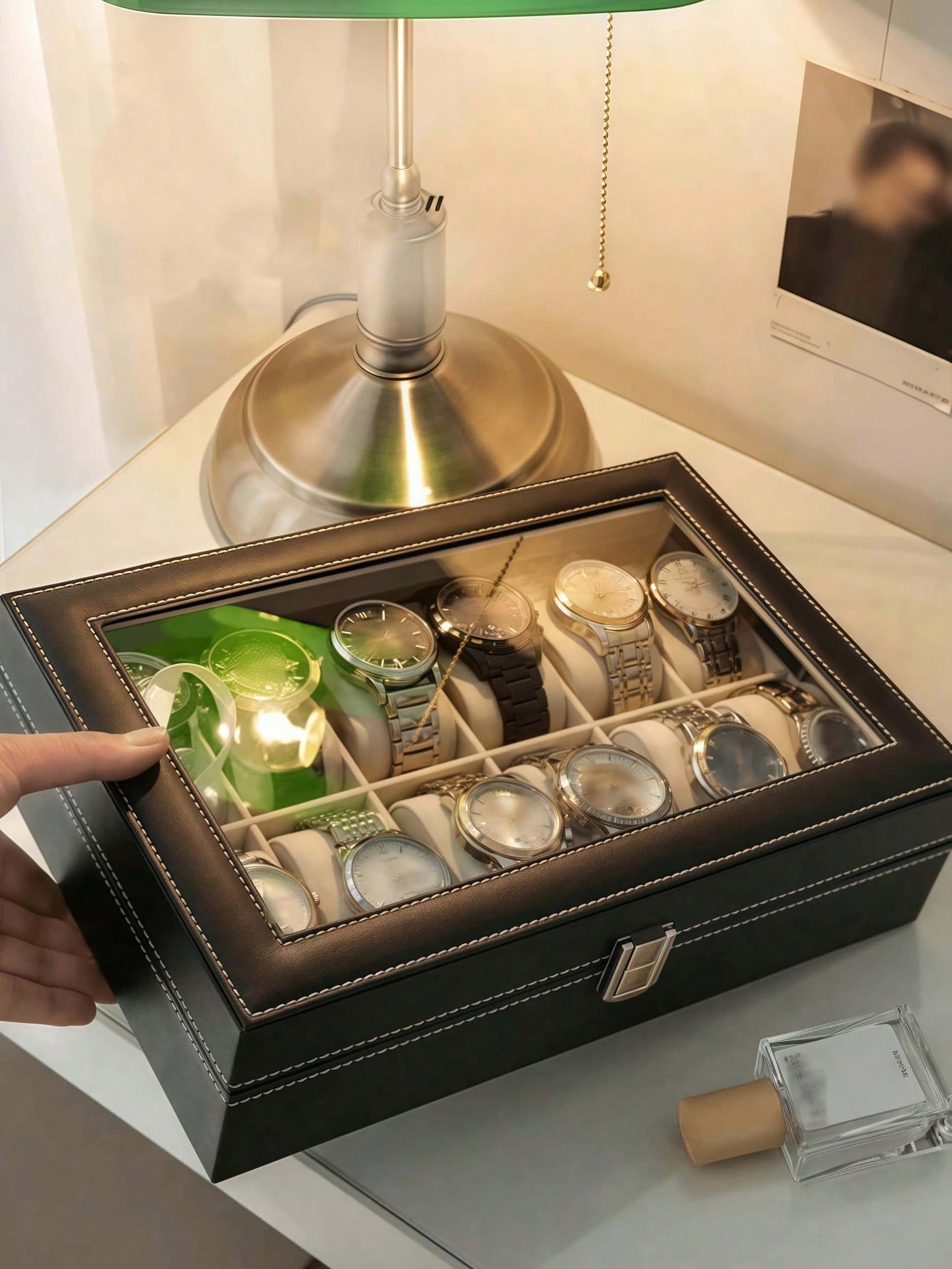 Leather Watch Box with Lock, L - Men'S Accessories Rack ulasan dan harga