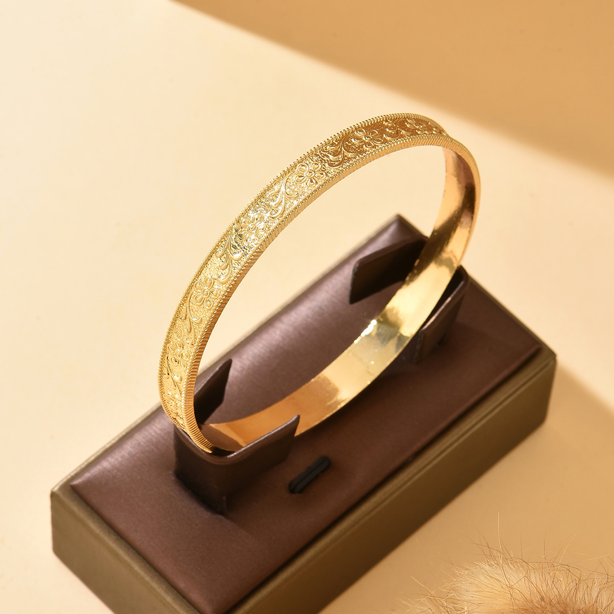 Golden Bride Hand Accessory wi - Men Accessories Elegant ulasan dan harga