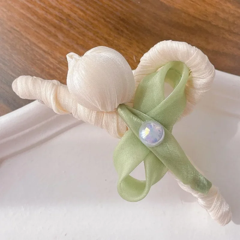 Elegant Tulip Flower Hair Clip - Men Accessories Elegant ulasan dan harga